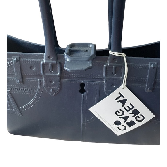 Great Bag and Co. Tote made exclusively for Macy’s (Robert Verdi Project) - Picture 5 of 8